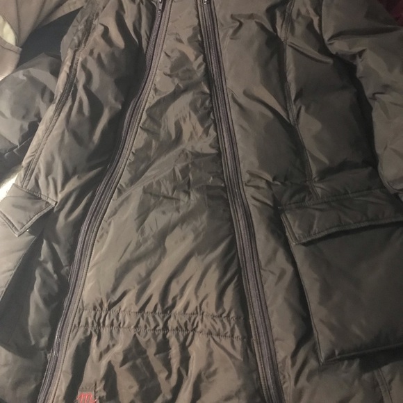 Maternity jacket with zip in insert. Pirchaed in USA but never worn. - Picture 7 of 10